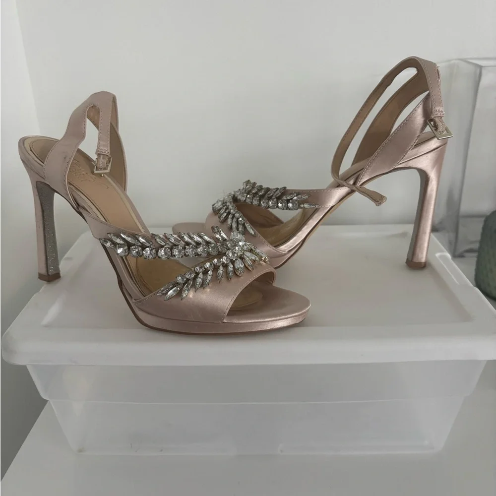 Badgley Mischka Metallic Pink Gold Heels with Station and Jewel Accents Wedding - Picture 1 of 4